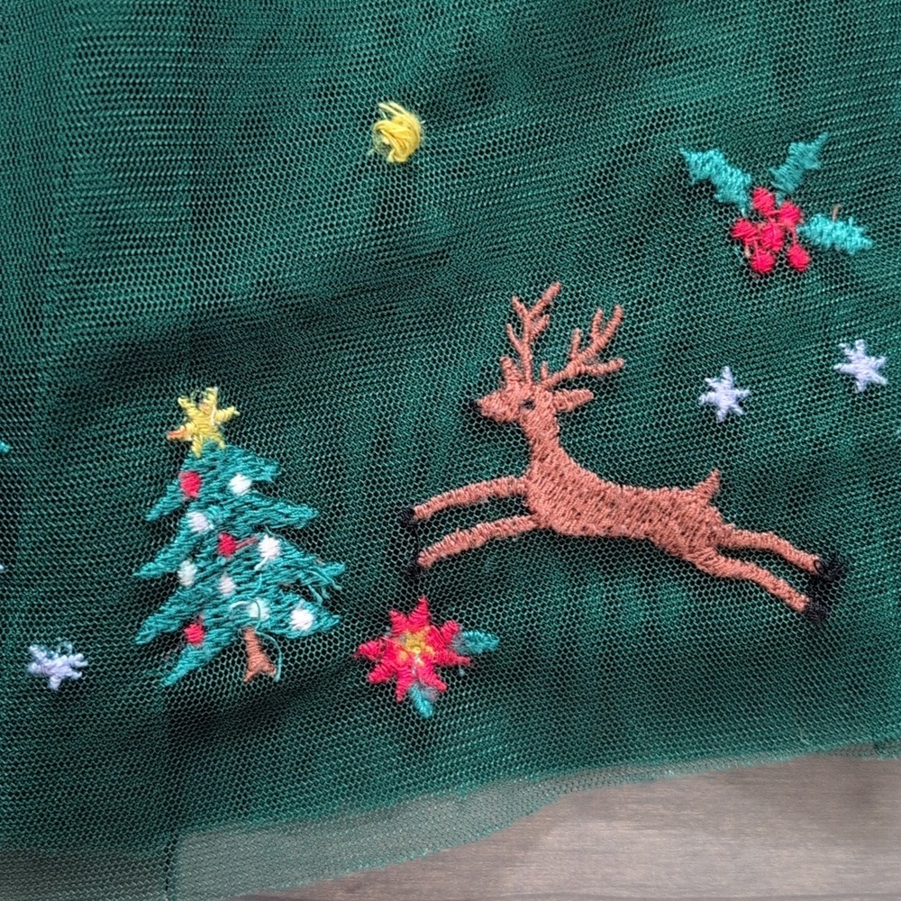 Hanna Andersson 3T Holiday Reindeer Embroidered Dress - Picture 4 of 8
